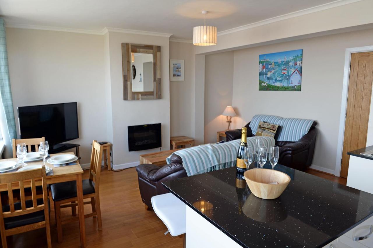 Mermaid Apartment - Sea Front Apartment With Views Saundersfoot Kültér fotó